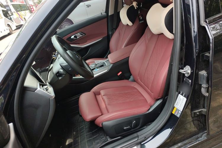 Used BMW i3 2024 eDrive 40 L Midnight Sports Package Left Front Seat