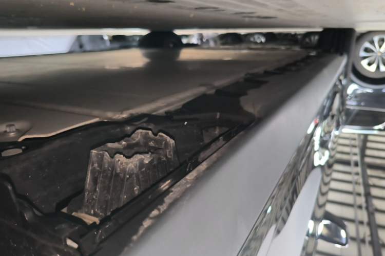 Used BMW i3 2024 eDrive 35 L Left Side Sill