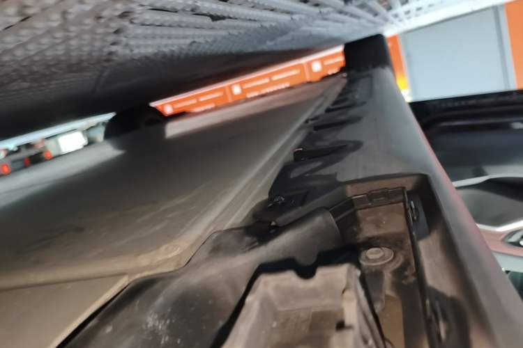 Used BMW i3 2024 eDrive 35 L Left Side Sill