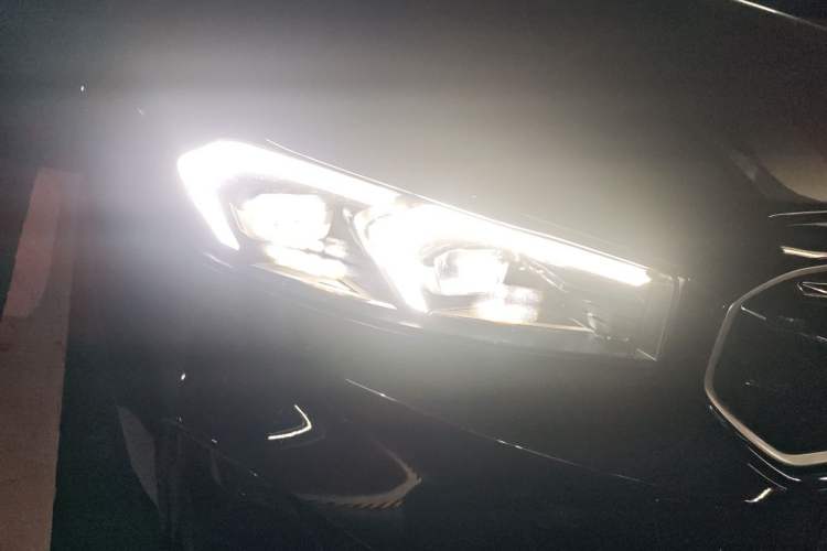Used BMW i3 2024 eDrive 40 L Midnight Edition Right Front Headlight