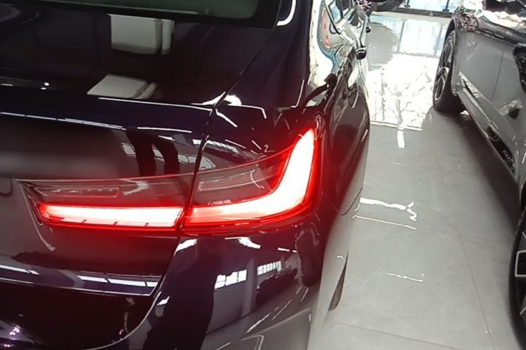 Used BMW i3 2024 eDrive 40 L Midnight Edition Right Rear Taillight