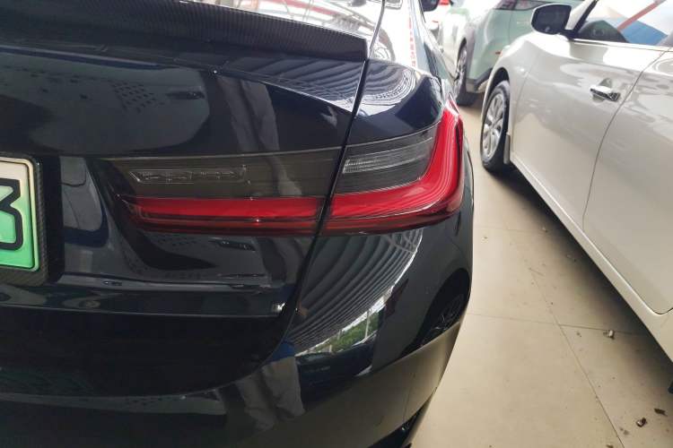 Used BMW i3 2024 eDrive 35 L Right Rear Taillight
