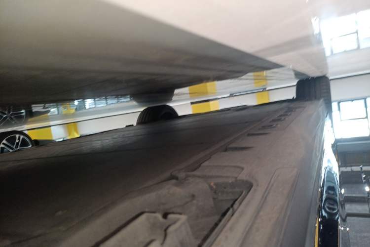 Used BMW i3 2024 eDrive 40 L Midnight Sports Package Right Side Sill