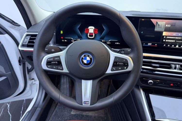 Used BMW i3 2024 eDrive 35 L Steering Wheel