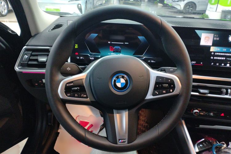 Used BMW i3 2024 eDrive 35 L Steering Wheel