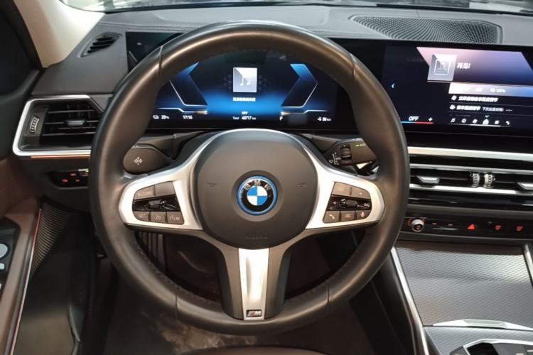 Used BMW i3 2024 eDrive 40 L Midnight Edition Steering Wheel