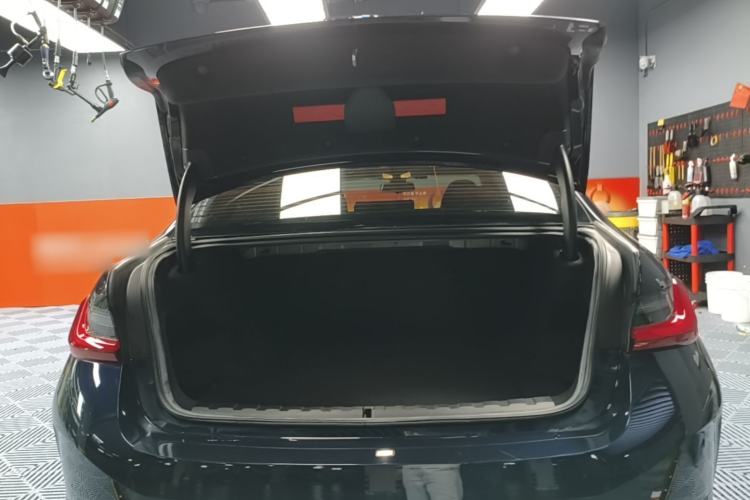 Used BMW i3 2024 eDrive 35 L Trunk