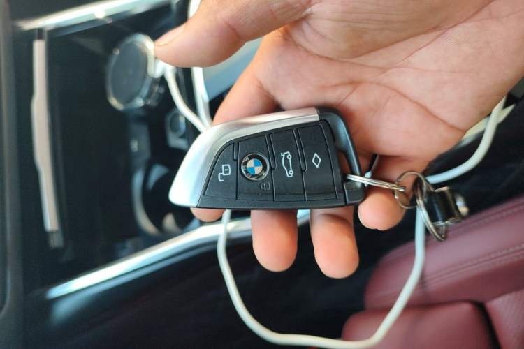 Used BMW i3 2024 eDrive 35 L Vehicle Key