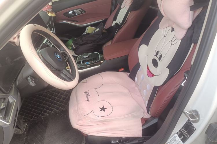 Used BMW i3 2024 eDrive 35 L Left Front Seat