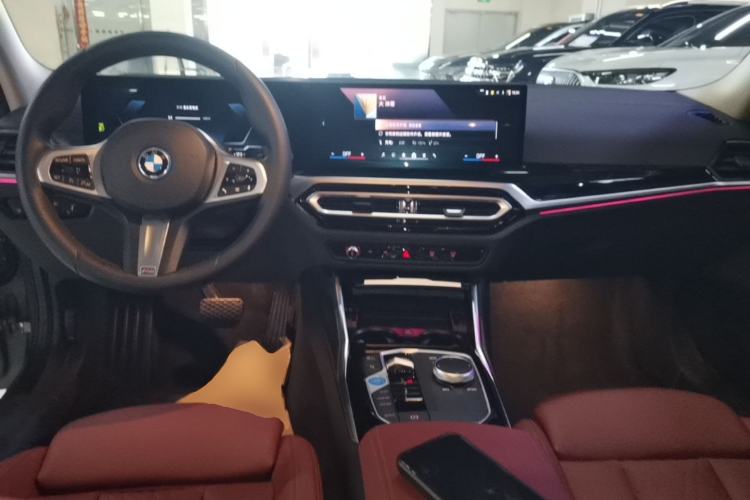Used BMW i3 2024 eDrive 35 L Center Console