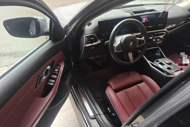 Used BMW i3 2024 eDrive 35 L Driver Seat
