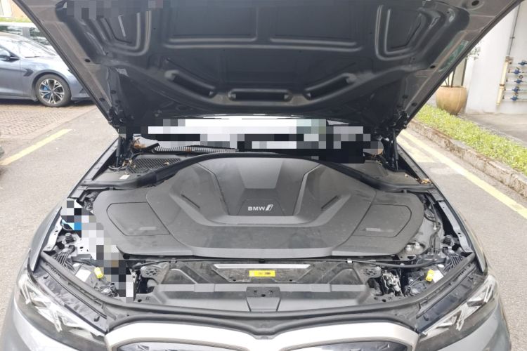 Used BMW i3 2024 eDrive 35 L Engine Bay