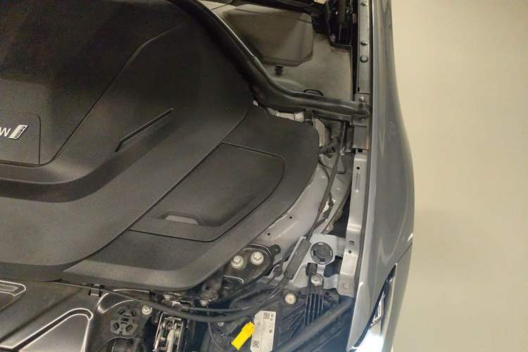Used BMW i3 2024 eDrive 35 L Engine Bay Left