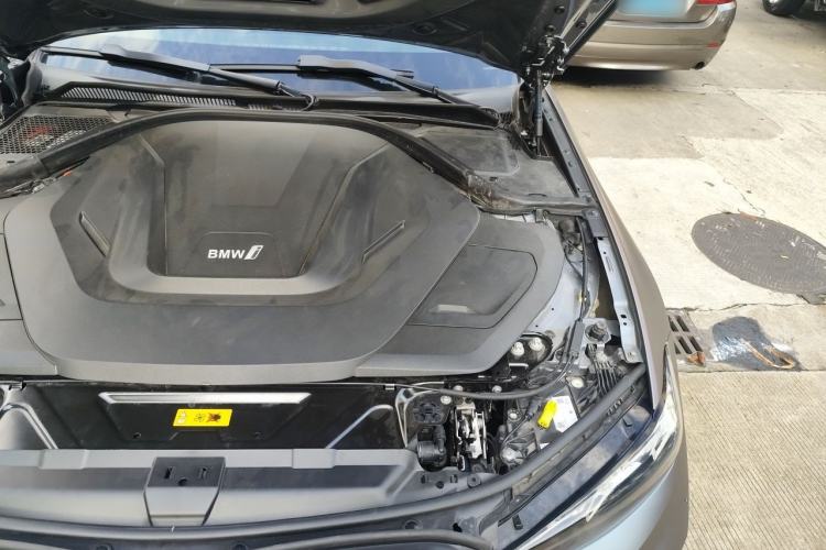 Used BMW i3 2024 eDrive 40 L Midnight Edition Engine Bay Left