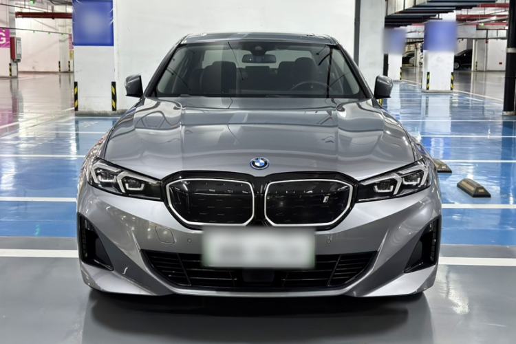 Used BMW i3 2024 eDrive 35 L Exterior 5