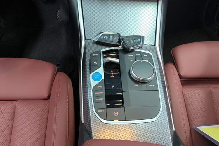 Used BMW i3 2024 eDrive 40 L Midnight Edition Gear Lever