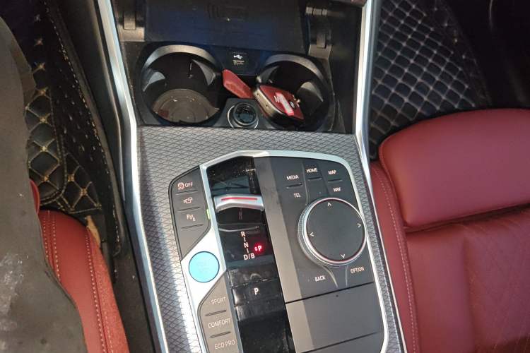 Used BMW i3 2024 eDrive 40 L Midnight Sports Package Gear Lever