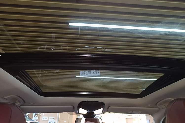 Used BMW i3 2024 eDrive 35 L Headliner