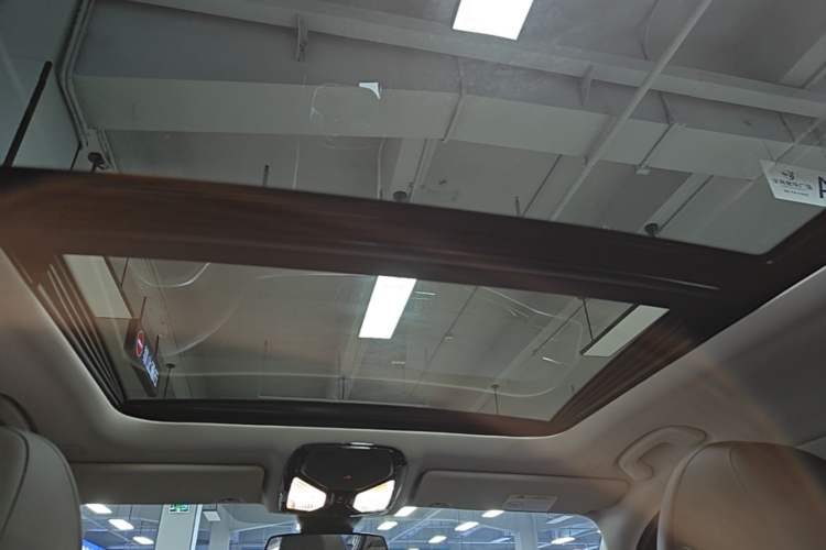 Used BMW i3 2024 eDrive 35 L Headliner