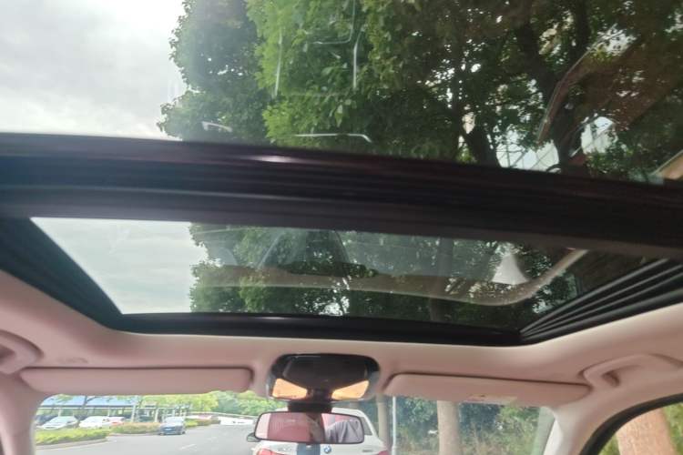 Used BMW i3 2024 eDrive 35 L Headliner