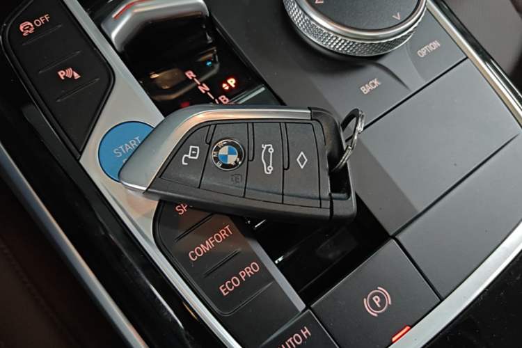 Used BMW i3 2024 eDrive 35 L Interior 1