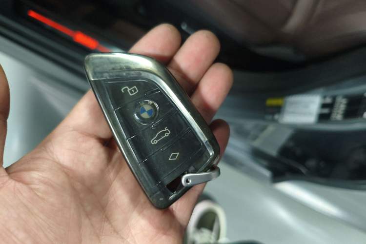 Used BMW i3 2024 eDrive 35 L Interior 1