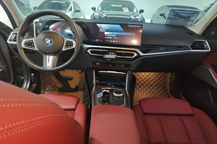 Used BMW i3 2024 eDrive 40 L Midnight Sports Package Interior 2
