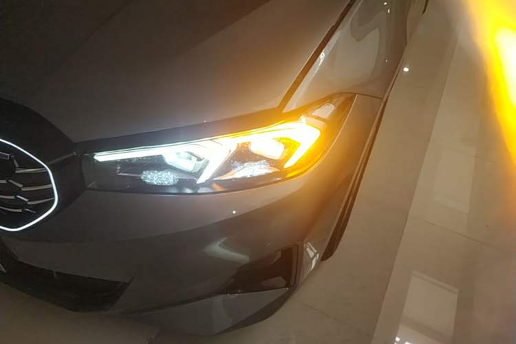 Used BMW i3 2024 eDrive 35 L Left Front Headlight