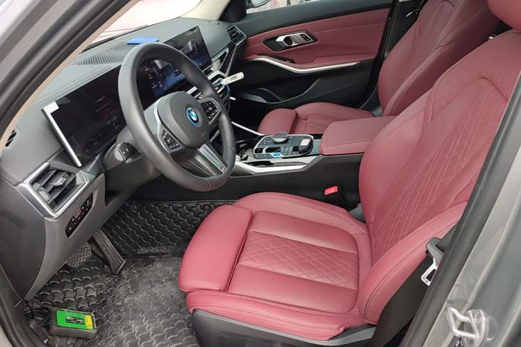 Used BMW i3 2024 eDrive 35 L Left Front Seat