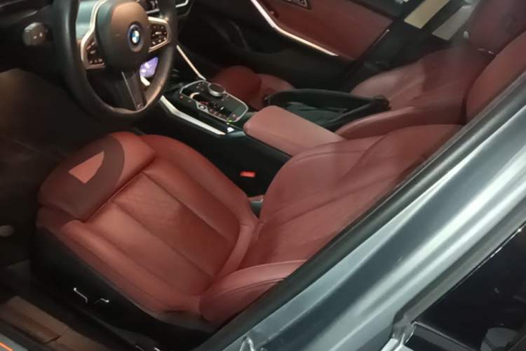 Used BMW i3 2024 eDrive 35 L Left Front Seat