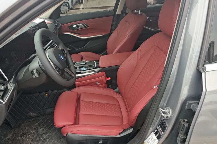 Used BMW i3 2024 eDrive 35 L Left Front Seat