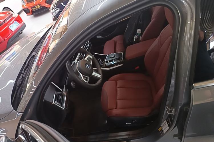 Used BMW i3 2024 eDrive 35 L Left Front Seat