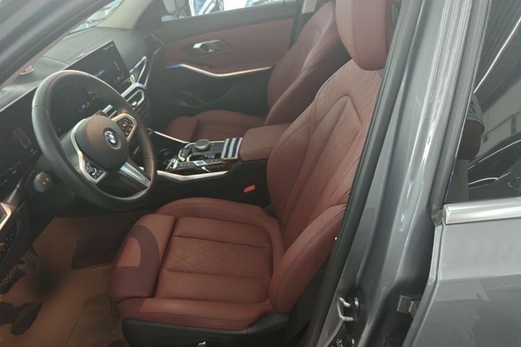 Used BMW i3 2024 eDrive 35 L Left Front Seat