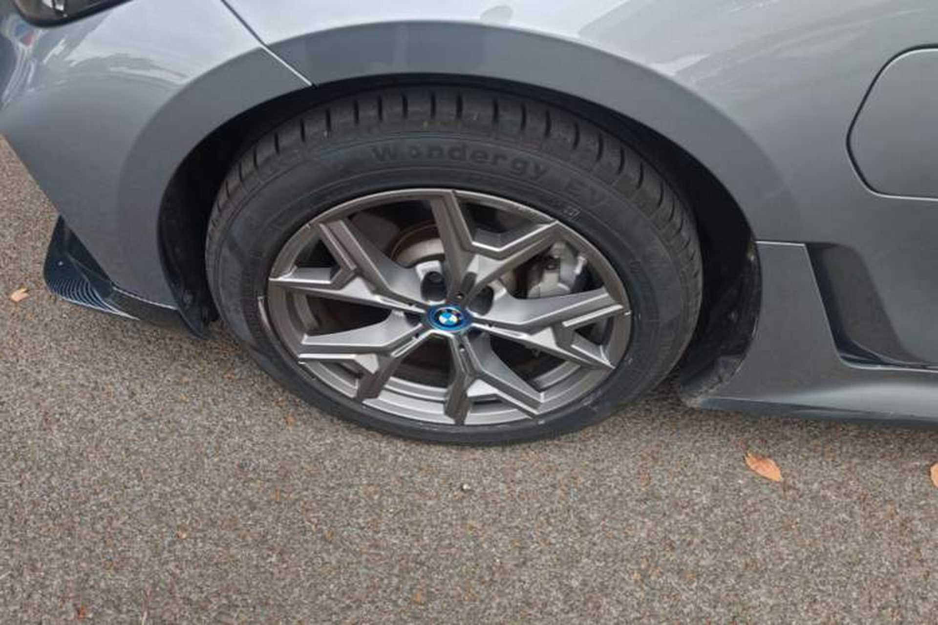 Used BMW i3 2024 eDrive 35 L Left Front Wheel Hub