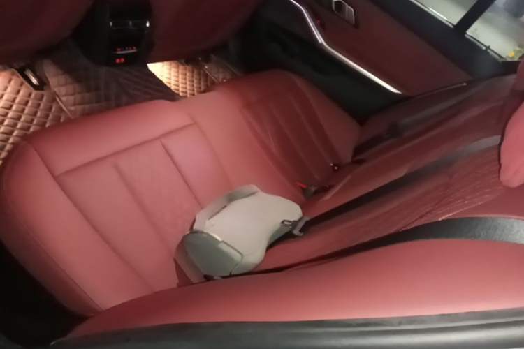 Used BMW i3 2024 eDrive 35 L Left Rear Seat