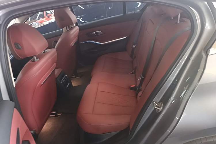 Used BMW i3 2024 eDrive 35 L Left Rear Seat