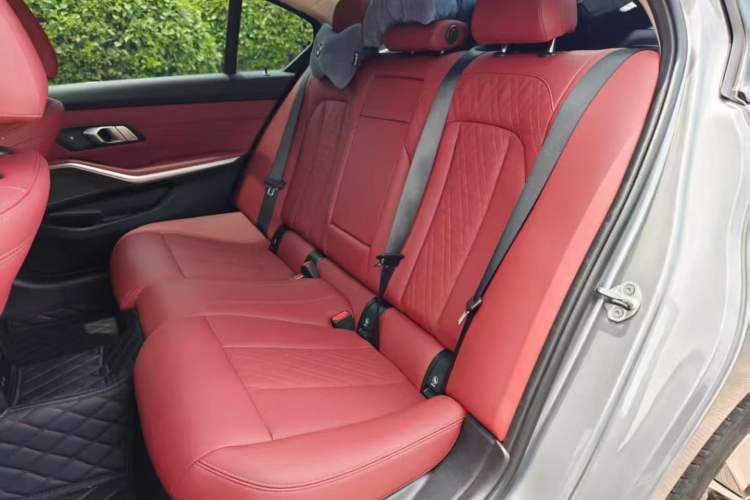 Used BMW i3 2024 eDrive 40 L Midnight Sports Package Left Rear Seat