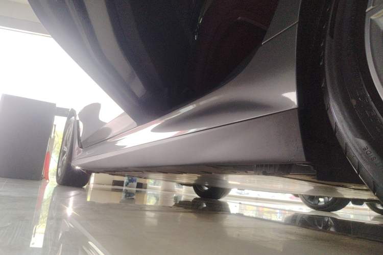Used BMW i3 2024 eDrive 35 L Left Side Sill