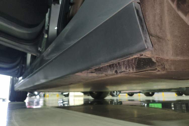 Used BMW i3 2024 eDrive 35 L Left Side Sill