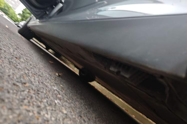 Used BMW i3 2024 eDrive 35 L Left Side Sill