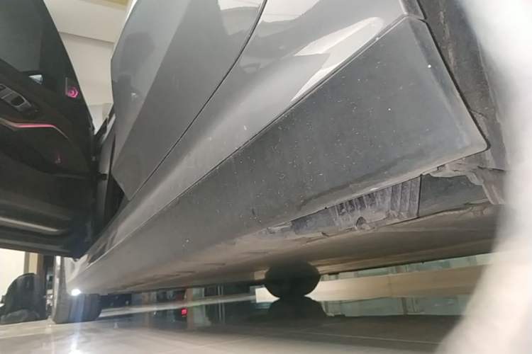 Used BMW i3 2024 eDrive 35 L Left Side Sill