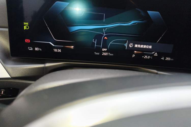 Used BMW i3 2024 eDrive 35 L Odometer Close Up