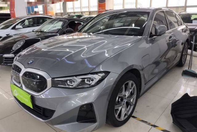 BMW i3 2024 eDrive 35 L usado