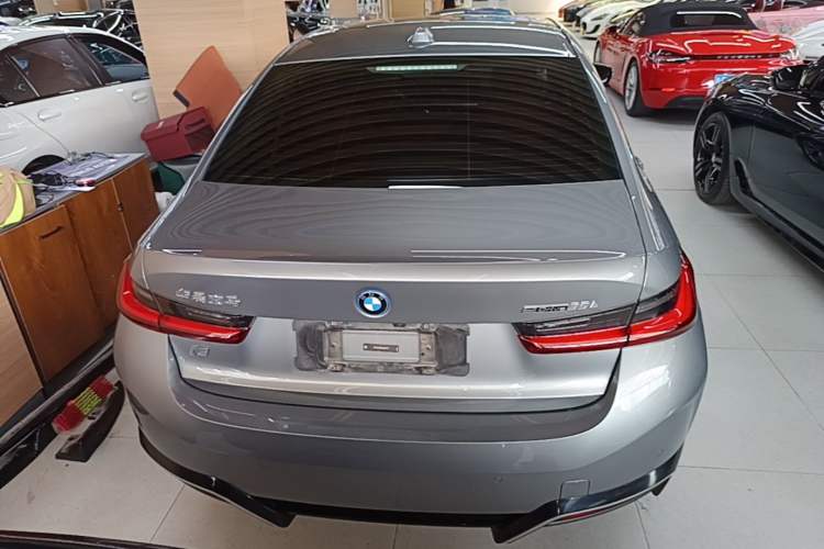 Used BMW i3 2024 eDrive 35 L Rear