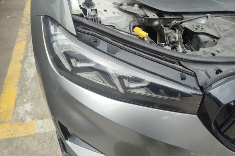 Used BMW i3 2024 eDrive 35 L Right Front Headlight