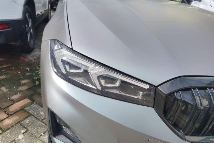 Used BMW i3 2024 eDrive 40 L Midnight Edition Right Front Headlight