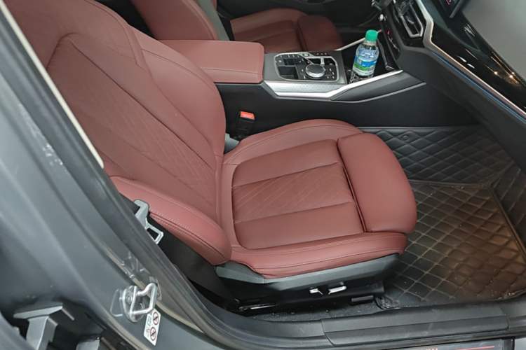 Used BMW i3 2024 eDrive 40 L Midnight Sports Package Right Front Seat