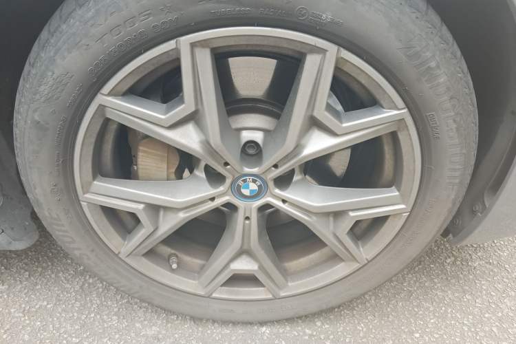 Used BMW i3 2024 eDrive 35 L Right Front Wheel Hub