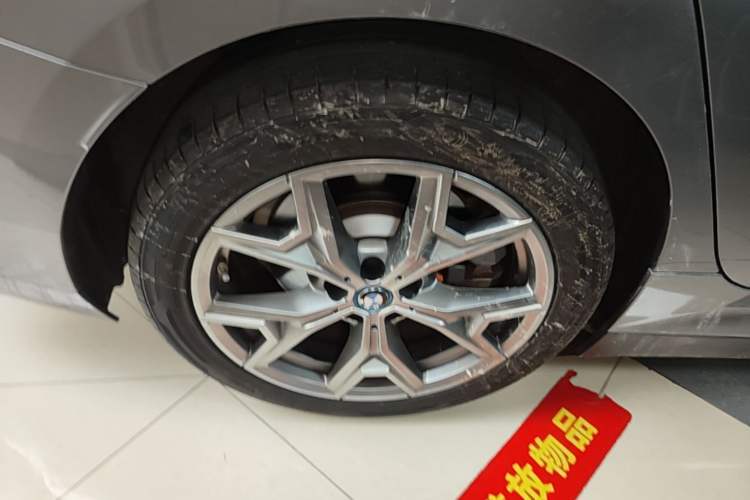 Used BMW i3 2024 eDrive 35 L Right Rear Wheel Hub