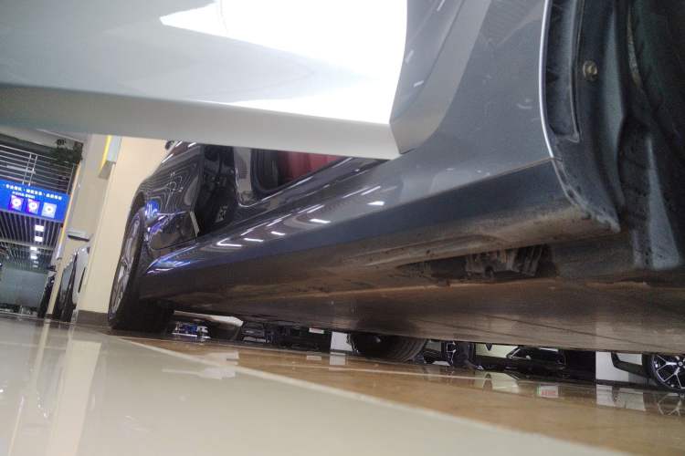 Used BMW i3 2024 eDrive 35 L Right Side Sill